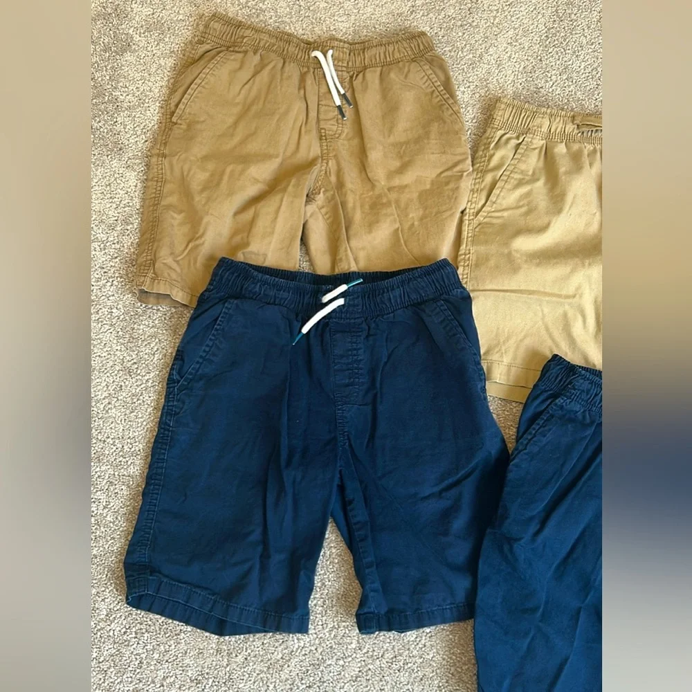 Lot of 4 pairs of Boys pull on school uniform shorts, Cat & Jack